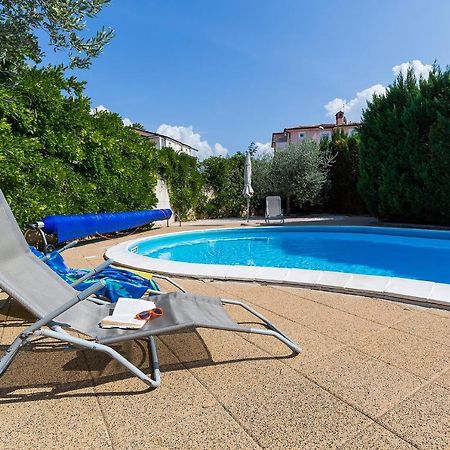 Apartments With A Swimming Pool Novigrad - 7078 Exterior foto